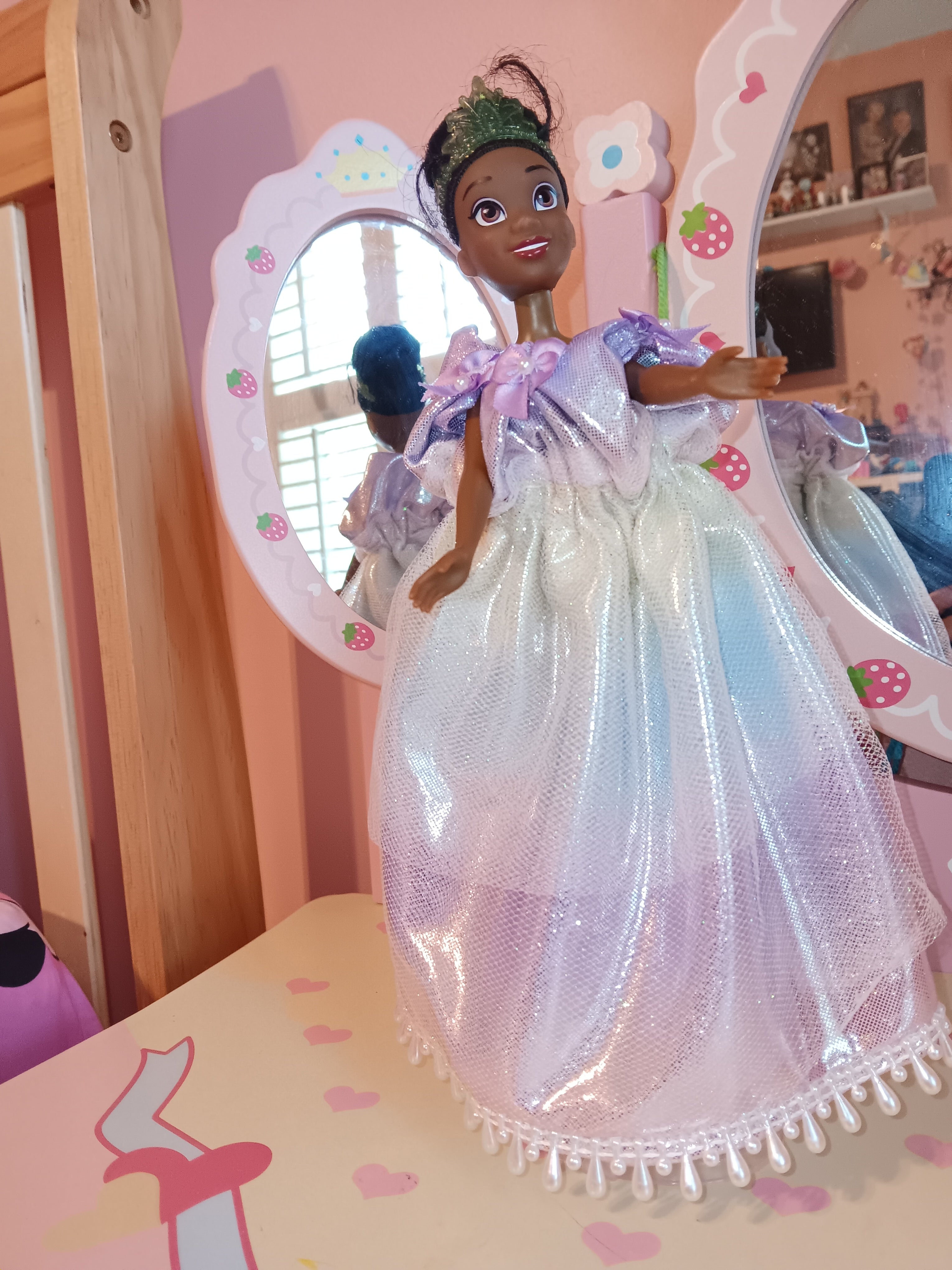 10 $ Barbie, Ken , Disney princess