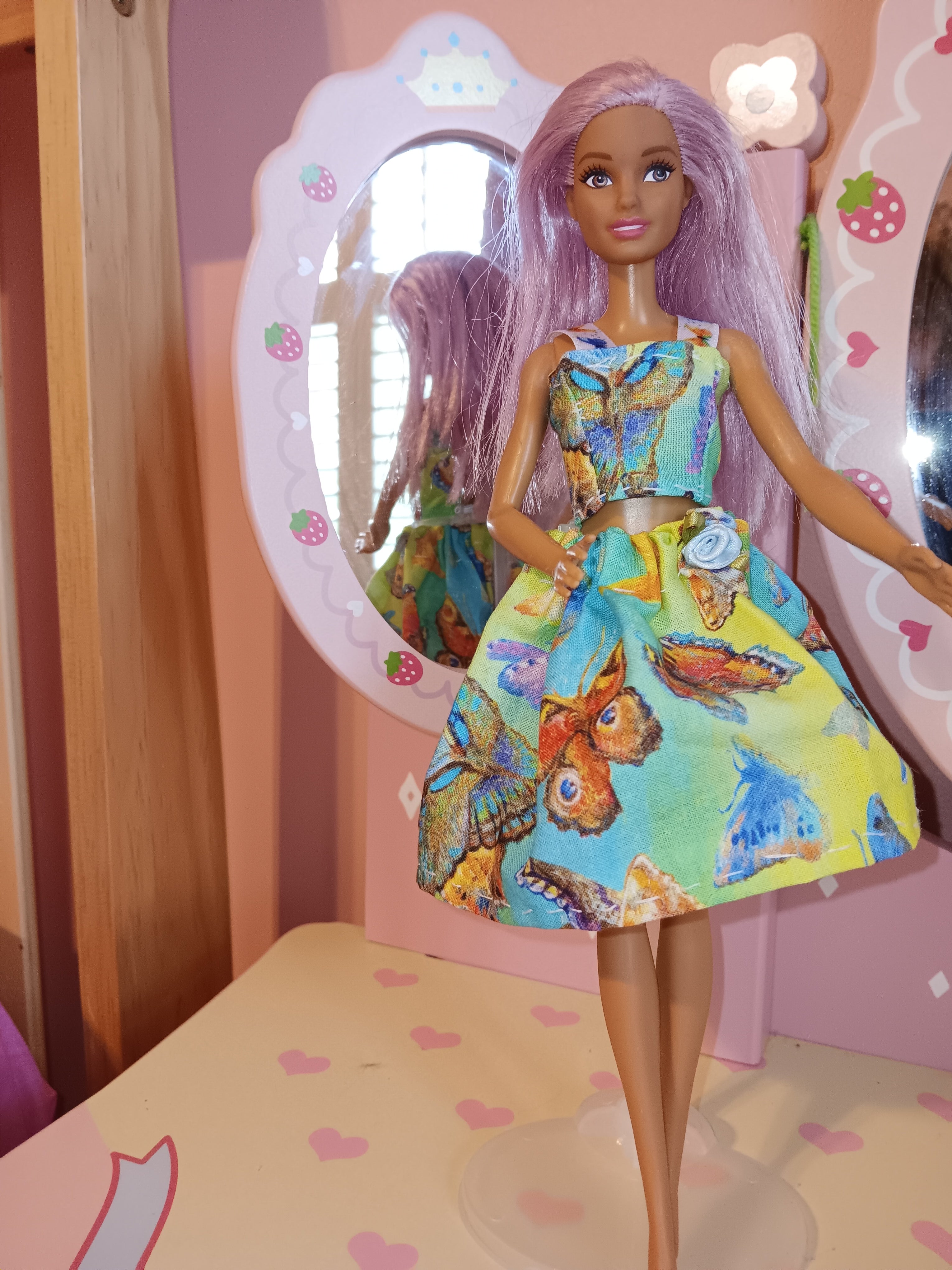 8$ BARBIE, KEN , D. PRINCESS