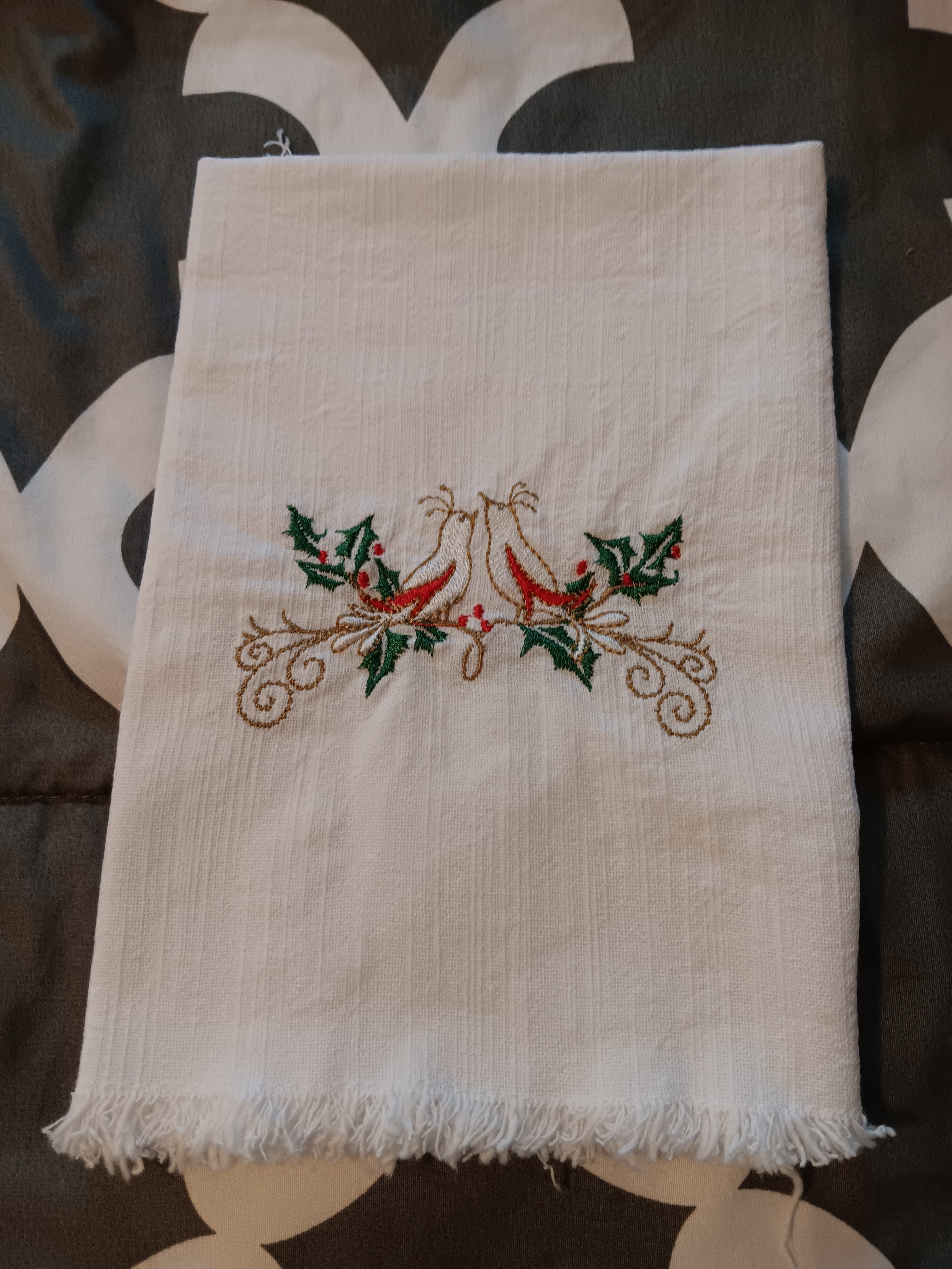 Embroided  napkins set of 4